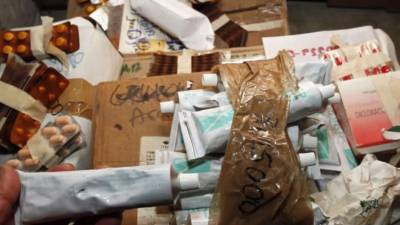 Foto ilustrativa de medicamentos adulterados.