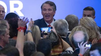 El republicano Glenn Youngkin.