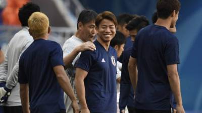 El técnico Akira Nishino y los jugadores de Japón buscan la tranquilidad grupal para enfrentarse a la Colombia de José Pekerman.