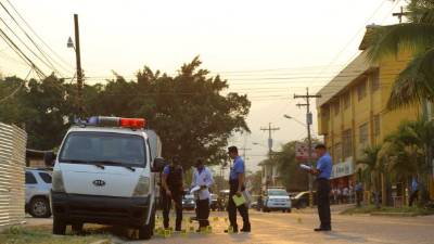 En la escena había más de 40 casquillos de pistola nueve milímetros y de AK-47.