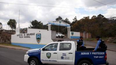El nuevo esquema organizacional de la Policía contempla que una nueva generación de oficiales y agentes certificados asuman el mando del corroído estamento policial hondureño.