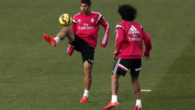 Lucas Silva durante las prácticas de este días junto a Marcelo su compatriota.