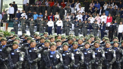 Detalle de la ceremonia que conmemoró el quinto aniversario de la creación de la Policía Militar.