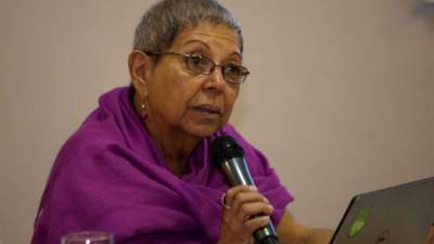 La defensora de derechos humanos y coordinadora del movimiento feminista Visitación Padilla, Gladys Lanza, durante entrevista con Efe en Tegucigalpa.