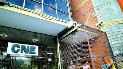 <b>En menos de dos semanas se vence el plazo en el CNE.</b>