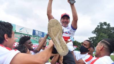 Pedro Troglio levantó en San Pedro Sula su segundo título en Honduras.