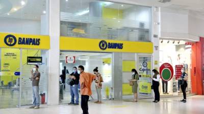 Con la reapertura, la atención personalizada volvió, aunque operaciones están en línea.