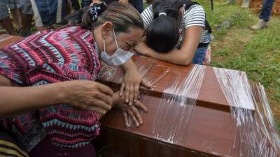 El desastre natural fue causado por el desbordamiento de los rios Mocoa, Sangoyaco y Mulatos. Foto AFP.