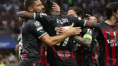 Milan es líder del grupo E con 4 puntos, por debajo se encuentra el Dinamo de Zagreb a esperas de los resultados entre Chelsea y Salzburgo.