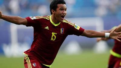 El jugador venezolano Samuel Sosa celebra un gol durante la semifinal del Mundial sub'20 disputada entre Uruguay y Venezuela en el Daejeon World Cup Stadium de Daejeon (Corea del Sur), hoy, 8 de junio de 2017. EFE