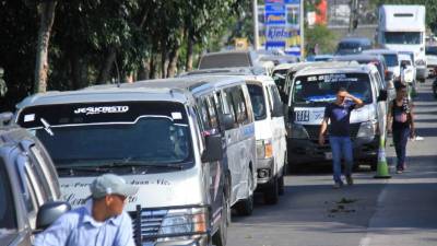 Dueños de buses, conductores y ayudantes piden seguridad en los puntos de buses.
