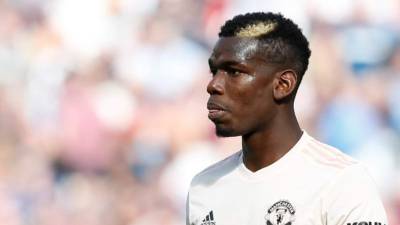 Paul Pogba fue sacado en el juego por Mourinho y se agrava la crisis entre ambos. FOTO AFP.