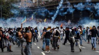 40 por ciento se redujo el aparato productivo en 4 años, dicen economistas.