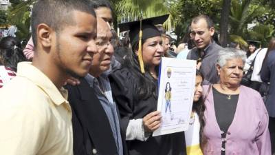 La última graduación del año se celebró ayer.