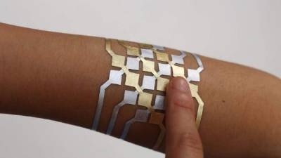 El tatuaje inteligente lleva el concepto de tecnología vestible a nuevos extremos.