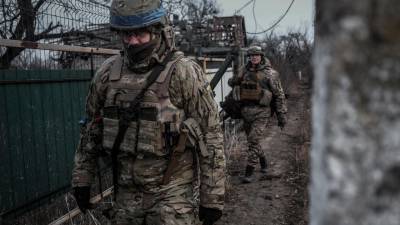 Imagen de soldados ucranianos en el frente oriental del país.