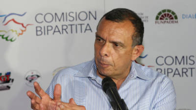 El mandatario Porfirio Lobo dijo que militares defenderán la soberanía de la isla.