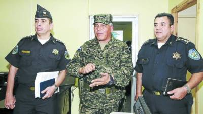 Marvin Rajo, el coronel Francisco Gálvez Granados y Keneth Obdulio Sabillón, nuevas autoridades de centros penales.