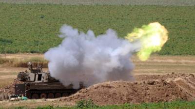 Bombardeos isralíes en Gaza, ciudades atrincheradas tras los disturbios entre judíos y árabes y violentos enfrentamientos en Cisjordania ocupada: Israel combate en diferentes frentes en este nuevo conflicto que ha dejado casi 200 muertos en los últimos 8 días.