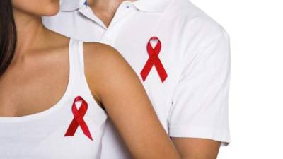 El tratamiento no va dirigido a toda la población, sino más bien a los grupos que tiene mayor riesgo.