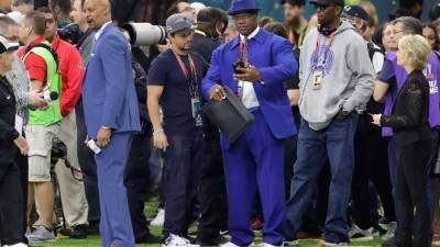 Mark Wahlberg y Randy Moss.