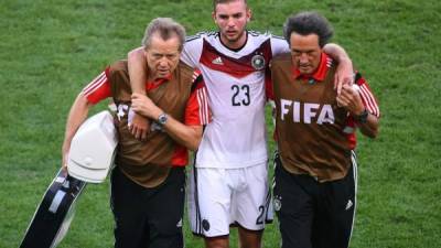 El golpe en la cabeza que sufrió Christoph Kramer en la final del Mundial de fútbol le hizo olvidarse de ciertos acontecimientos, concretamente de cómo llegó a los vestuario.