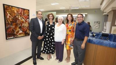 Omar y Suyapa Monterroso con Margarita Rodríguez, Karen Molina y Andrés Mejía