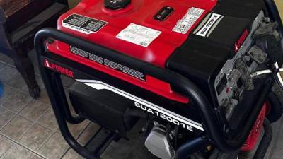 Muchos sampedranos se han endeudado para adquirir una planta electrica y lo lamentable es que los recibos de la energía no bajan al contrario incrementan denuncian.