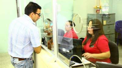 En la Fesitranh hay varias ventanillas de atención para la toma de huella, actualización de datos y solicitud de carné.