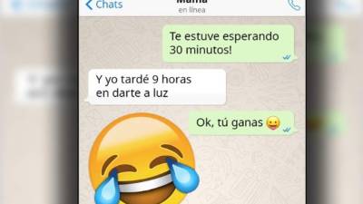 Estos padres gozan de muy buen humor y lo demuestran en las hilarantes respuestas que dieron a los mensajes que sus hijos les enviaron en Whatsapp.
