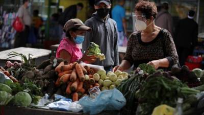 La encuesta reveló que el 44% de los hondureños avizora un futuro poco prometedor de su economía.