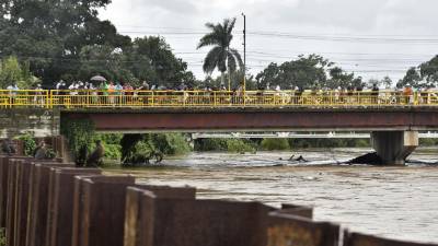 En horas de la noche del domingo, se ordenó la evacuación en el municipio de La Lima por el nivel del Chamelecón, no obstante, el caudal disminuyó durante la madrugada y mañana de este lunes por el cese de las lluvias.