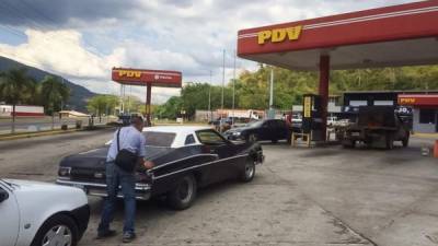 PDVSA culpa a Estados Unidos por la escasez de combustible en varios estados del país.
