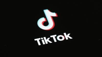 Congresistas republicanos y demócratas temen la influencia de China en la aplicación de TikTok.