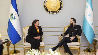 La presidenta de Honduras, Xiomara Castro, se reunió en San Salvador con su homólogo de El Salvador, Nayib Bukele.
