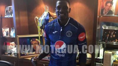 Javier Estupiñán es el nuevo fichaje del conjunto azul. FOTO MOTAGUA.