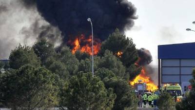 Unas 13 personas más resultaron heridas durante el fatal accidente.