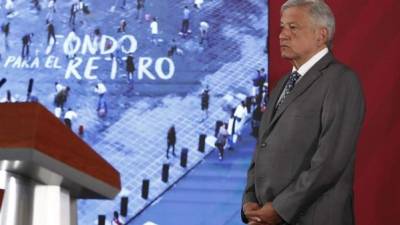 El presidente de México, Andrés Manuel López Obrador, durante su conferencia diaria desde Palacio Nacional este jueves, en Ciudad de México (México). EFE/ José Méndez.