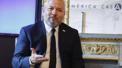 Enrique Reina, canciller hondureño.