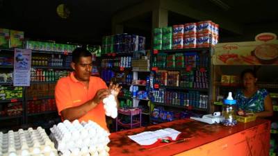 El Banasupro de la colonia Suazo Córdova mantiene los precios bajos de productos.