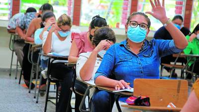 Más de 55,000 docentes se sometieron a evaluaciones durante seis semanas.