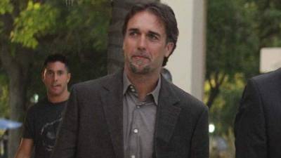 ** FILE ** Roma's Gabriel Batistuta celebrates after scoring for his team during the Italian League soccer match between Roma and Parma at Rome's Olympic stadium, in this Sunday, June 17, 2001 file photo. The veteran Argentine striker who will go to Inter Milan on loan for the rest of the season, spent Saturday Jan. 18, 2003 saying goodbye to teammates and fans at AS Roma's Trigoria training grounds. Batistuta was not on the roster for Roma's Sunday Serie A match against Atalanta. (AP Photo/Giuseppe Calzuola)