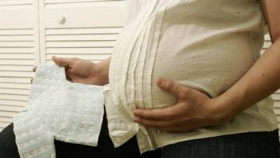 Con el anuncio de este viernes, todos esos beneficios se harán extensivos a las mujeres inmigrantes que viven en Illinois, sin importar su situación migratoria.