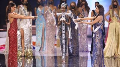 El último certamen de belleza fue en Mayo donde se coronó a la Miss Universo 2020.