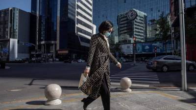 Los infectados 'activos' en China son ahora 959, 63 de ellos en estado grave, entre el total de 82.798 casos registrados desde el inicio de la enfermedad.