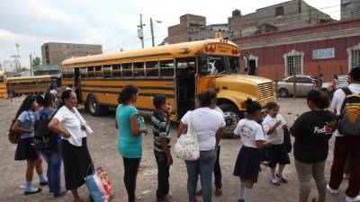 Las unidades de transporte que no tienen permiso no son censadas por el IHTT. Foto: Andro Rodríguez