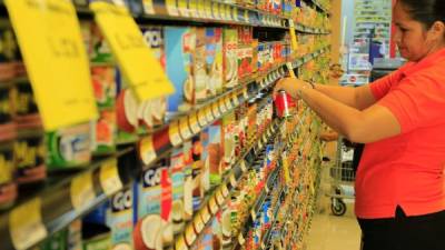 El Supermercado La Antorcha en el centro comercial Altara incluye un área de cocina casera; licorería con su cajera independiente; el mayor surtido en carnes y mariscos; un espacio de lácteos frescos tanto nacionales como importados y otros pasillos distribuidos con los mejores productos del mercado.