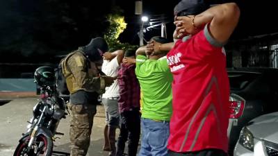 Militares realizan registros casa por casa en todas las colonias de Soyapango, una de las ciudades más peligrosas de El Salvador.