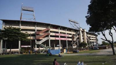 El estadio Olímpico será remodelado por Juan Orlando Hernández.