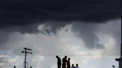 La onda tropical saldrá por el occidente.
